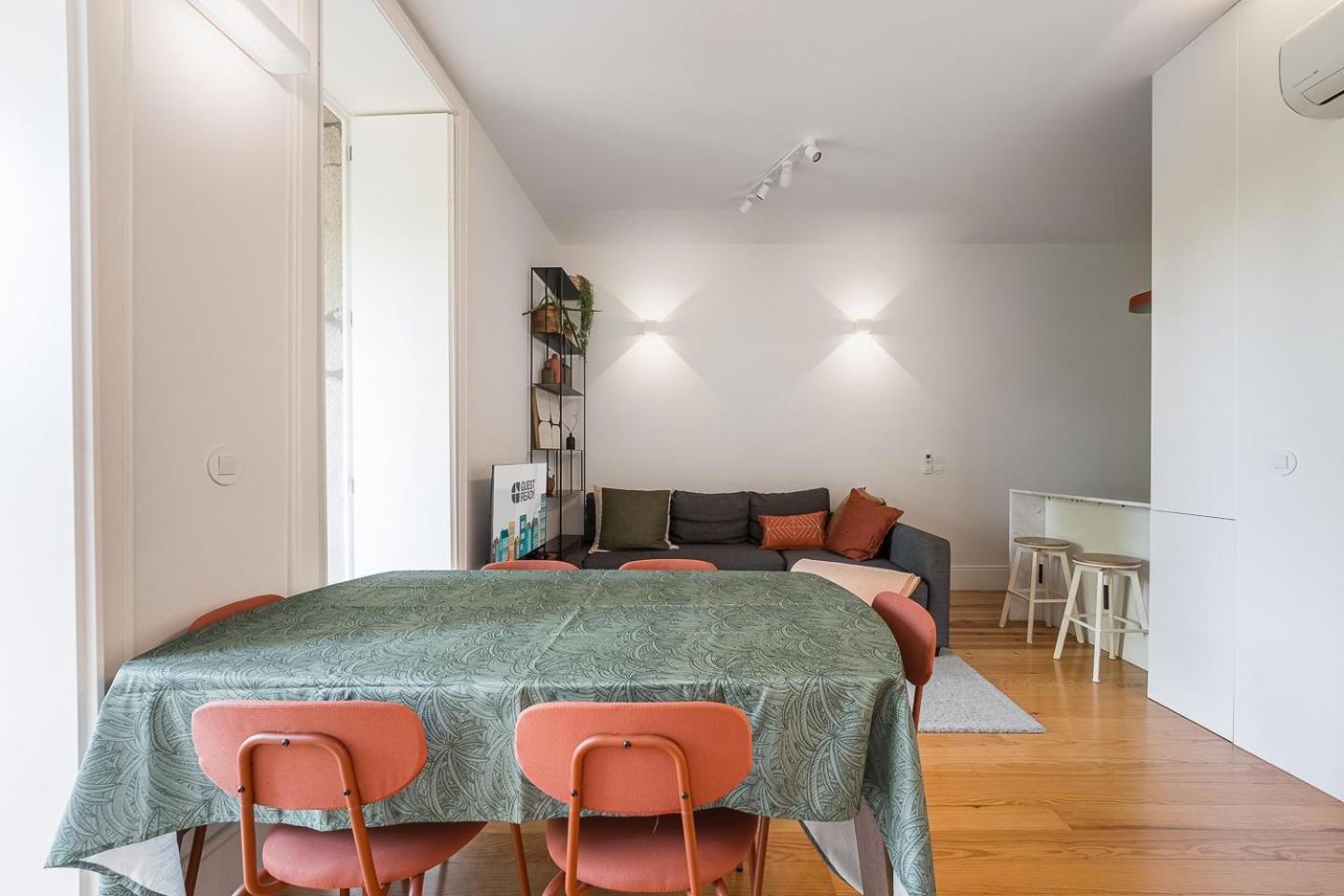 Guestready - The Perfect Haven Near St. Catarina Lägenhet OOporto Exteriör bild