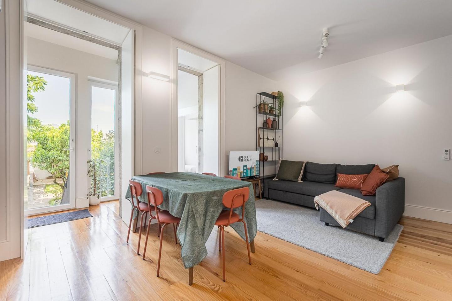 Guestready - The Perfect Haven Near St. Catarina Lägenhet OOporto Exteriör bild